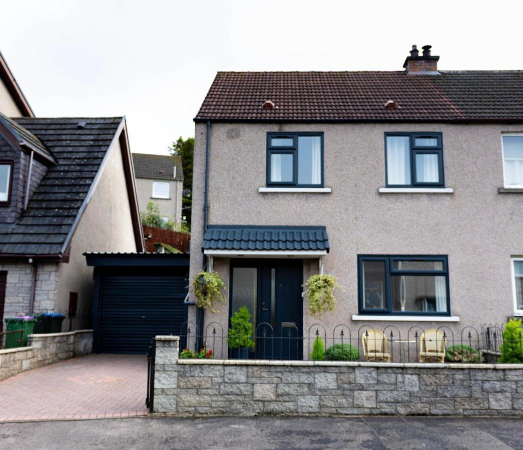 Lovely 2 Bed House In Pitlochry Esterno foto